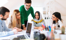 44.1 cultural difference-510957984.jpg